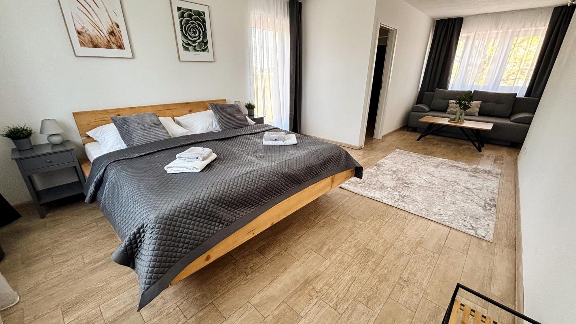 Wellness Hotel & Minipivovar Knezinek เชสเกบูดิเยโจวิตเซ ภายนอก รูปภาพ